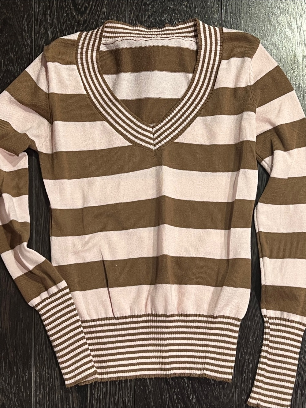 Women's striped V-neck long sleeve sweater size small pink & brown